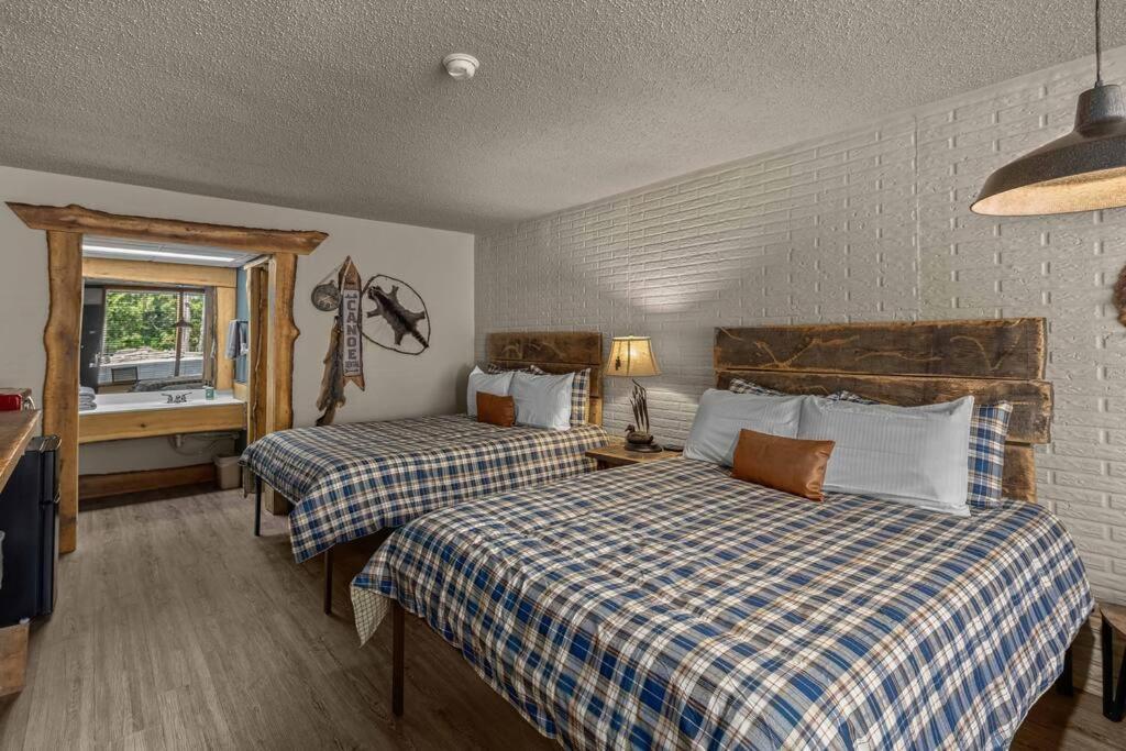 Stonegate Lodge 2 Queen Beds Fast Wifi 50" Tv Salt Water Pool Room #207 Юрика-Спрінгс Екстер'єр фото